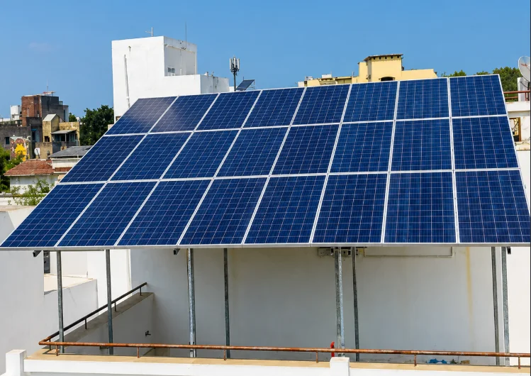 Solar panel array and rooftop installation components